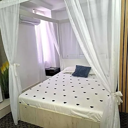 Vecino Del Mar Aparthotel Constanta